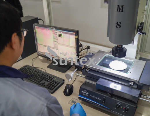 a borracha de silicone resistente de alta temperatura de 0.4mm revestiu o vestuário de proteção de solda